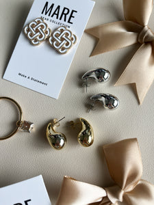 “Nice & Easy” Stud Earrings