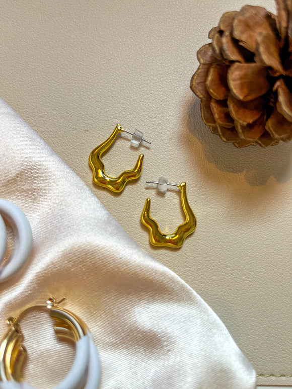 “Karen” Gold Hoops