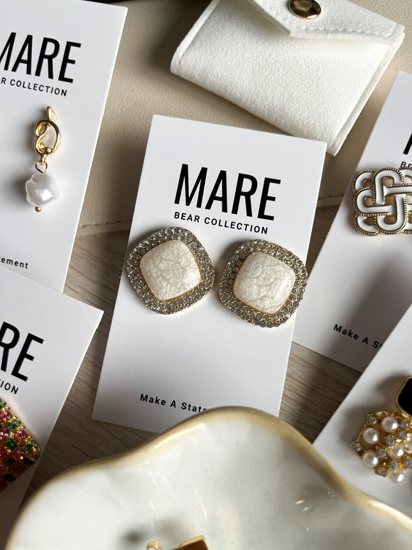 “In My Fashion Era” Gold Studs